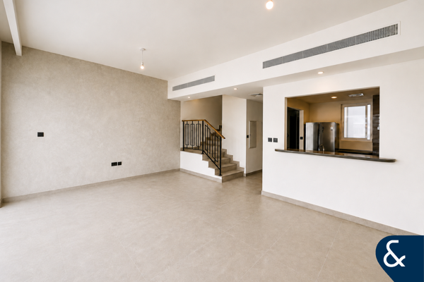4 Bedroom | Near Lagoon | Prime Plot