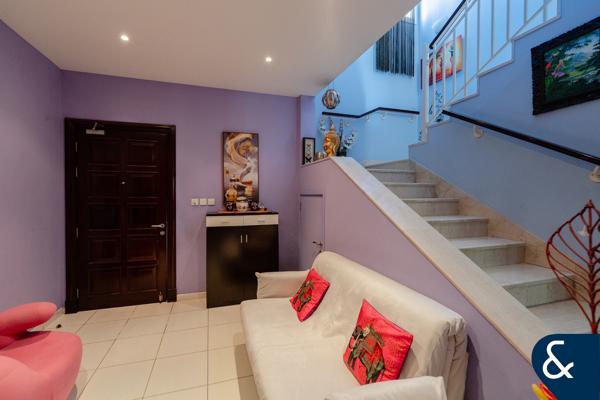VIEW THIS WEEKEND | Extended | Lake View
