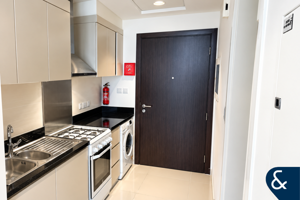 AVAILABLE NOW | Studio| Unfurnished