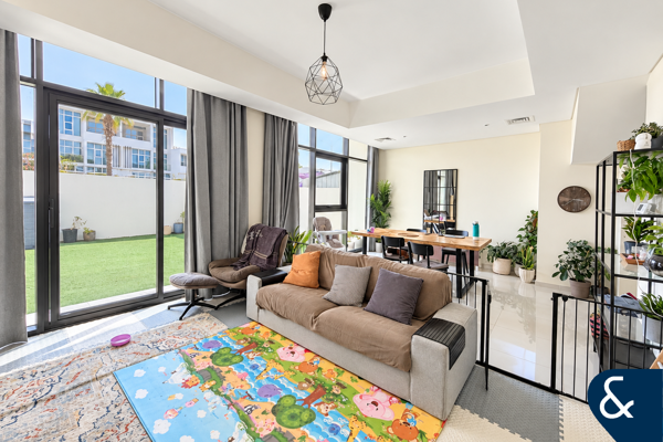 Single Row | R2M | Vacant on transfer | 3 Bed