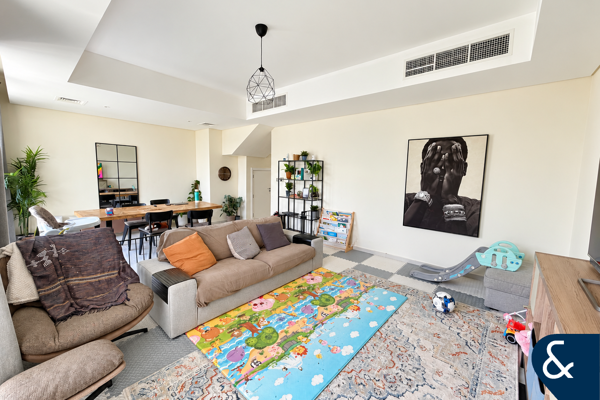 Single Row | R2M | Vacant on transfer | 3 Bed