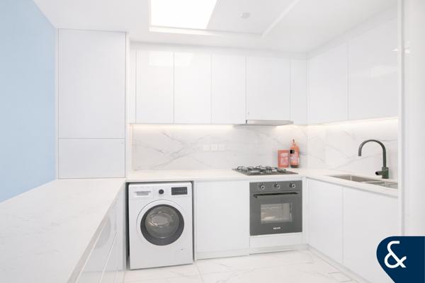 Modern | Large Layout | Spacious Terrace