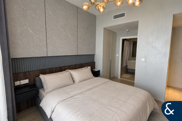 Vacant | Full Lagoon View | Corner Unit