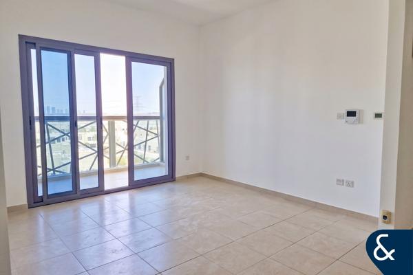 Townhouse View | Spacious | Low Floor
