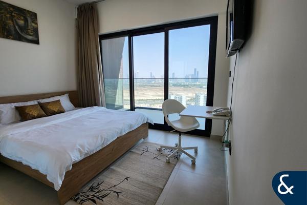 Top Floor | Investment | 5 Minutes to Downtown