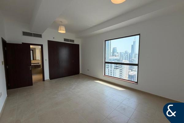 Marina View | Large Layout | Vacant | 2 Beds