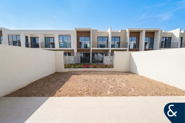 Middle Kitchen | Close to Beach | 3 Bed