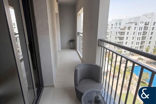 Pool View | Open Plan | Vacant on Transfer