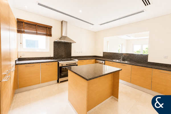 Vacant on transfer | Upstairs family room