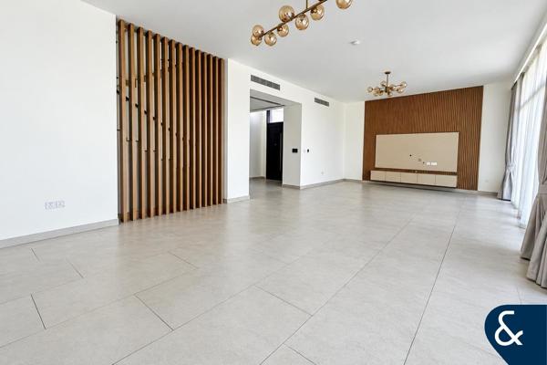 Upgraded | Next To Pool |Appliances Included