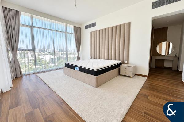 Upgraded | Next To Pool |Appliances Included