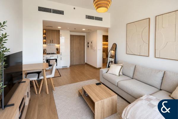 1 Bedroom | Furnished | Community View