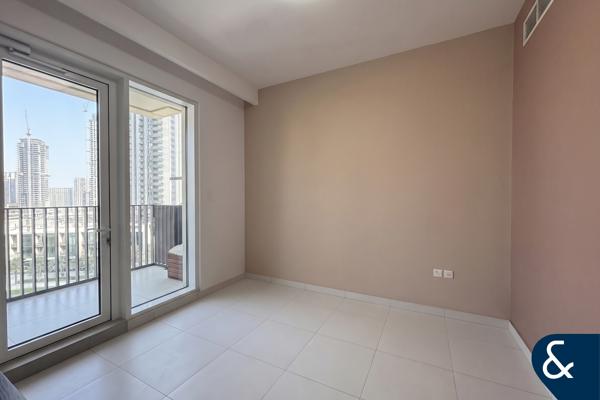Park & Water View | 3 Bed | Avail End Oct