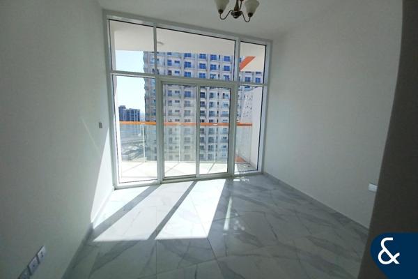 Unfurnished | 2 Bed | Canal View