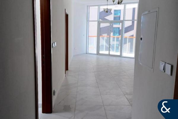 Unfurnished | 2 Bed | Canal View