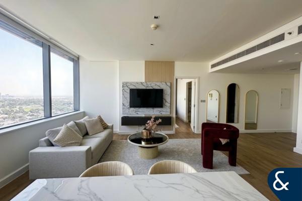 Upgraded | Furnished | High Floor
