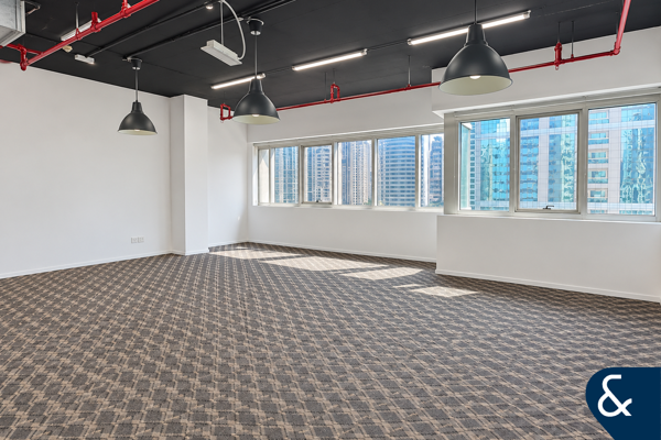 Fitted | High Floor | Close to Metro