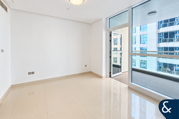 Large Layout | Maids | Unfurnished