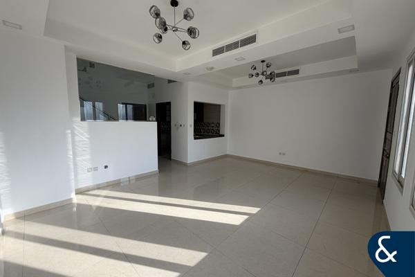 5 Bed Villa | Unfurnished | Spacious Layout