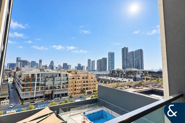Pool View | Brand New | First Tenant
