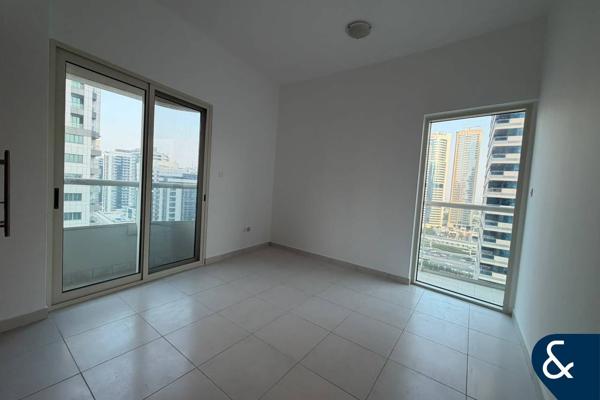 Unfurnished | 2 Bedroom | Prime Location