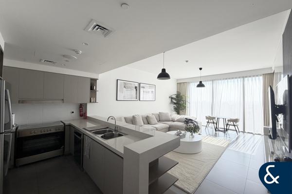 Beach View | 3 Bedroom | Vacant On Transfer