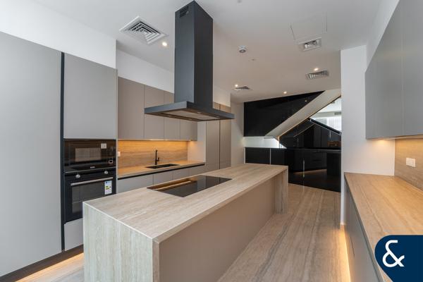 Close To The Bay | 4 Bedroom Plus Maids Room