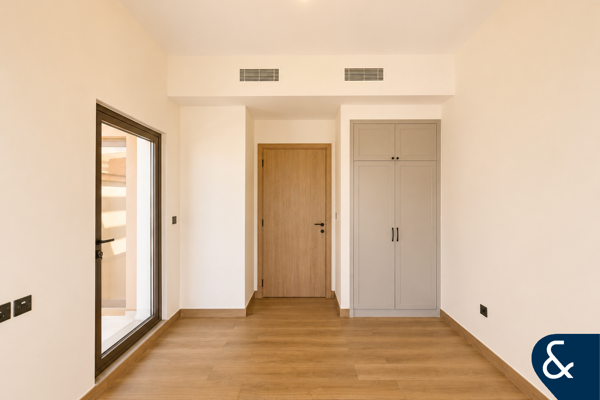 Four Bedrooms | 12 Cheques | Near Lagoon