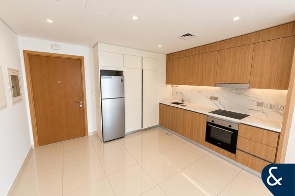 High Floor | Sea Views | Media Wall