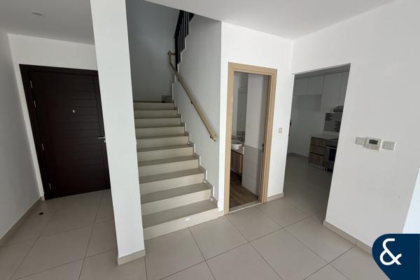 Single Row | Great Location | Vacant Now
