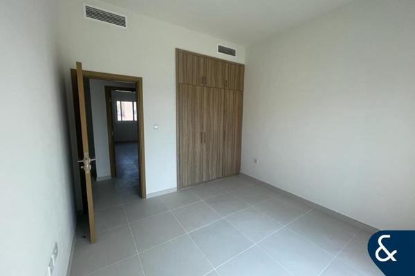Single Row | Great Location | Vacant Now