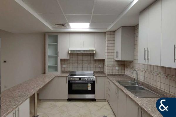 2 Bed | Spacious Layout | Sherlock Circus 1