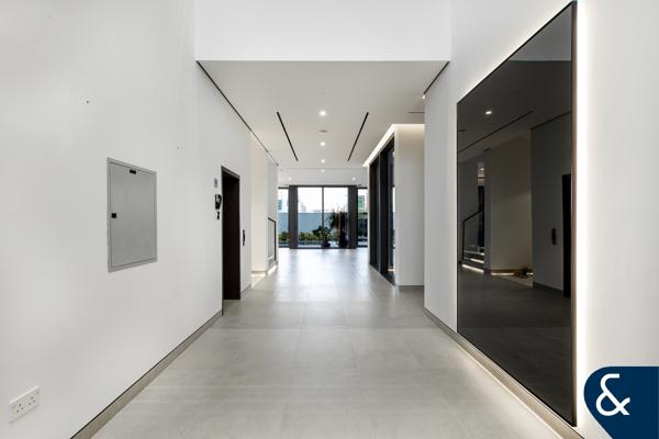 The Sanctuary | 5 Beds + Pool | Choufeur room