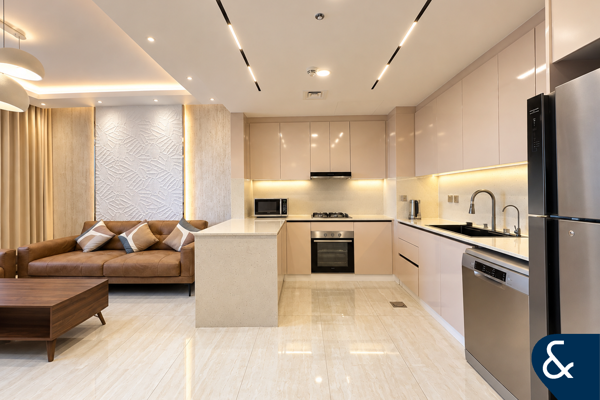 Fully Upgraded | Vacant On Transfer | Turnkey