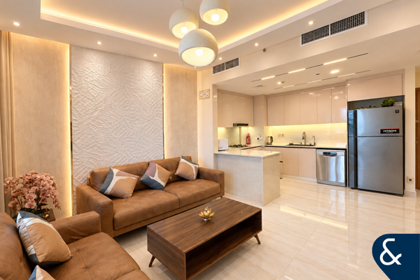 Fully Upgraded | Vacant On Transfer | Turnkey