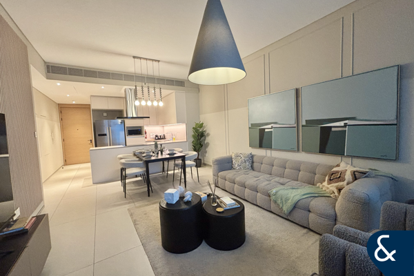 2 bedrooms | Fully furnished | Sea views