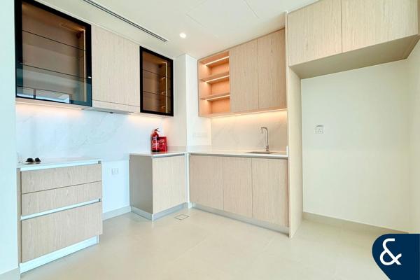 Mid Floor | Brand New | Luxury Living