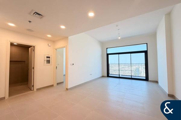 One Bedroom | Brand New | Boulevard View