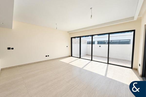 Corner Unit | Best Location | Motivated