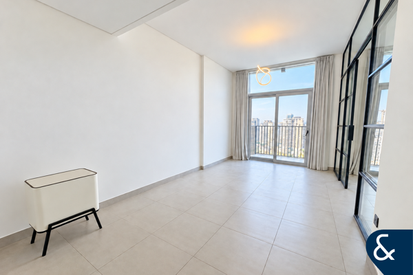 Vacant | High Floor | Great Location