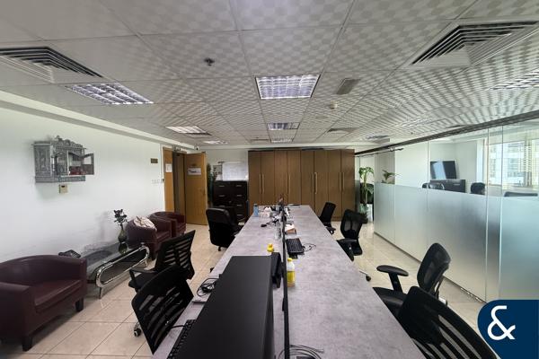 Cluster T| Glass Partitions | Close to Metro
