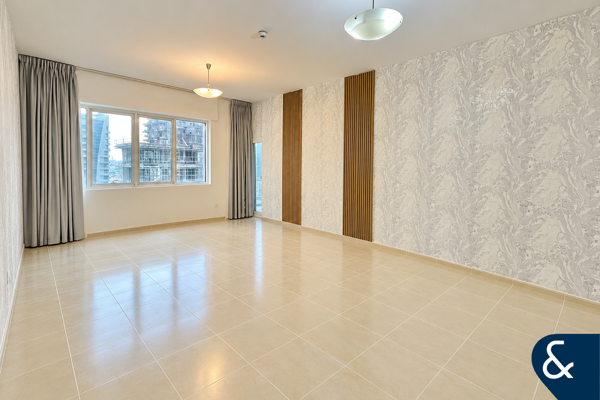 Victory Height Views | High Floor | Balcony
