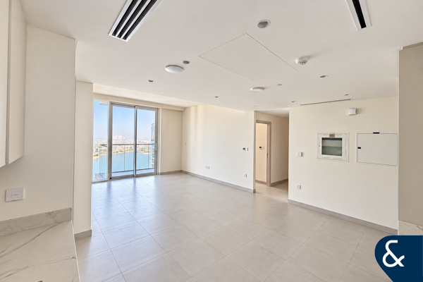 Palm view | Maids Room | Private Beach Access