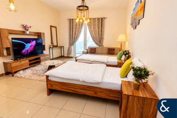 High floor | Furnished | VOT