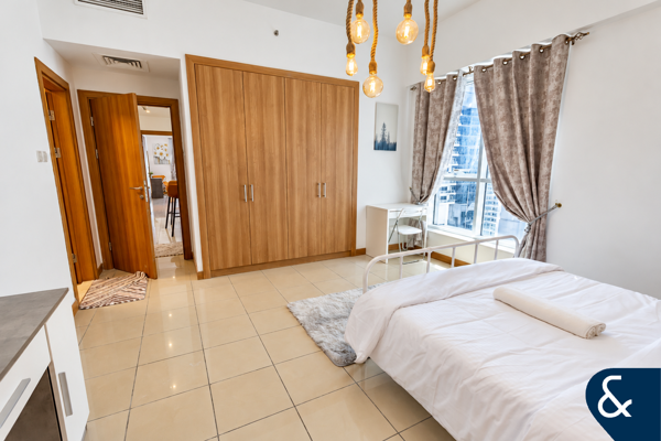 High floor | Furnished | VOT